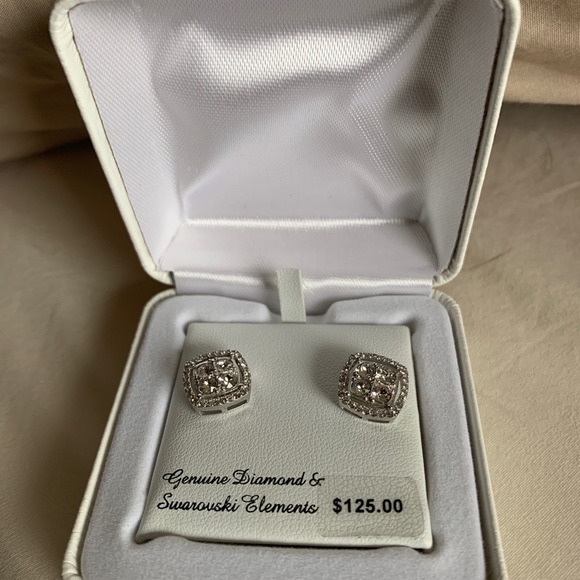 Diamond and Swarovski stones Sterling Silver studs - Picture 2 of 4